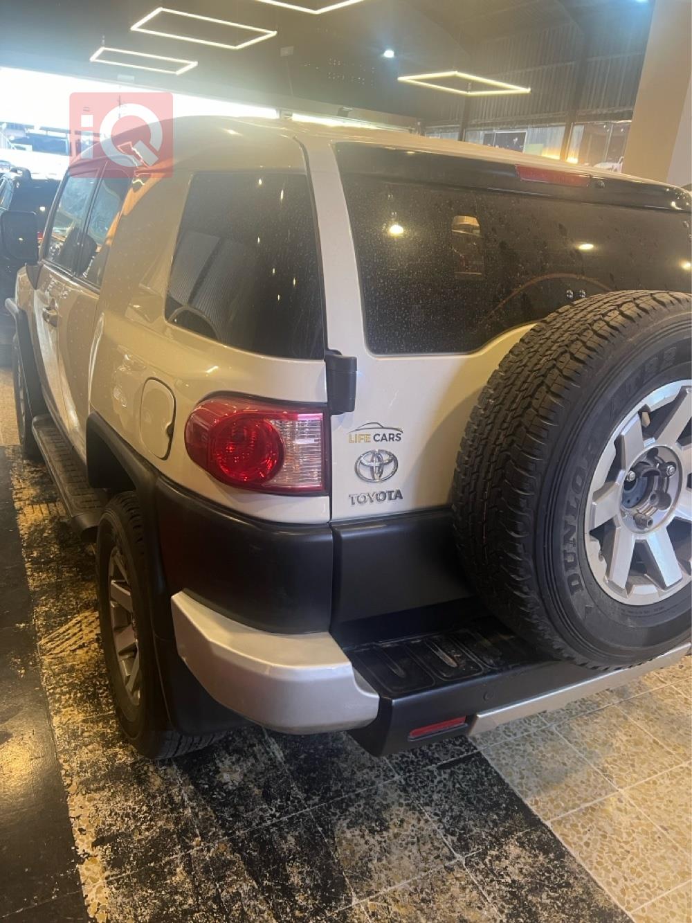 تويوتا إف جي كروزر